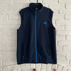 Mens the north face lightweight vest